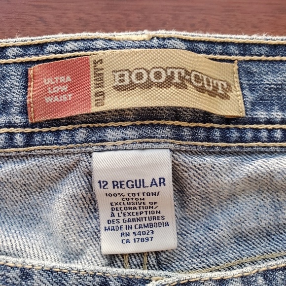 Old Navy Ultra Low Waist Light Wash - Picture 6 of 6